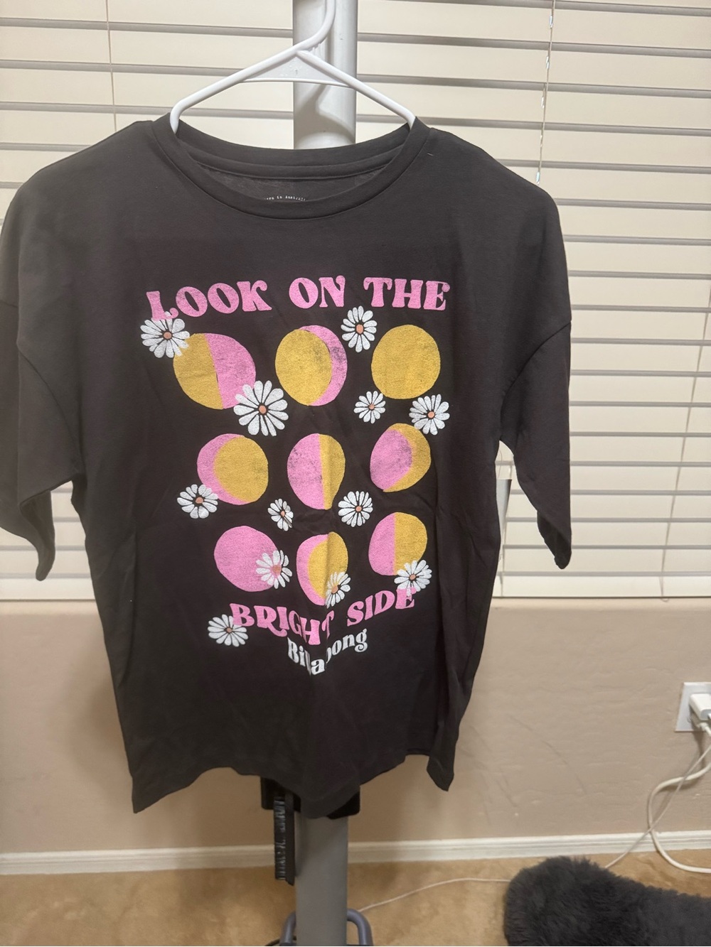 Billabong “Look on the Bright Side” Graphic Tee | Girls Medium (10) | NWT